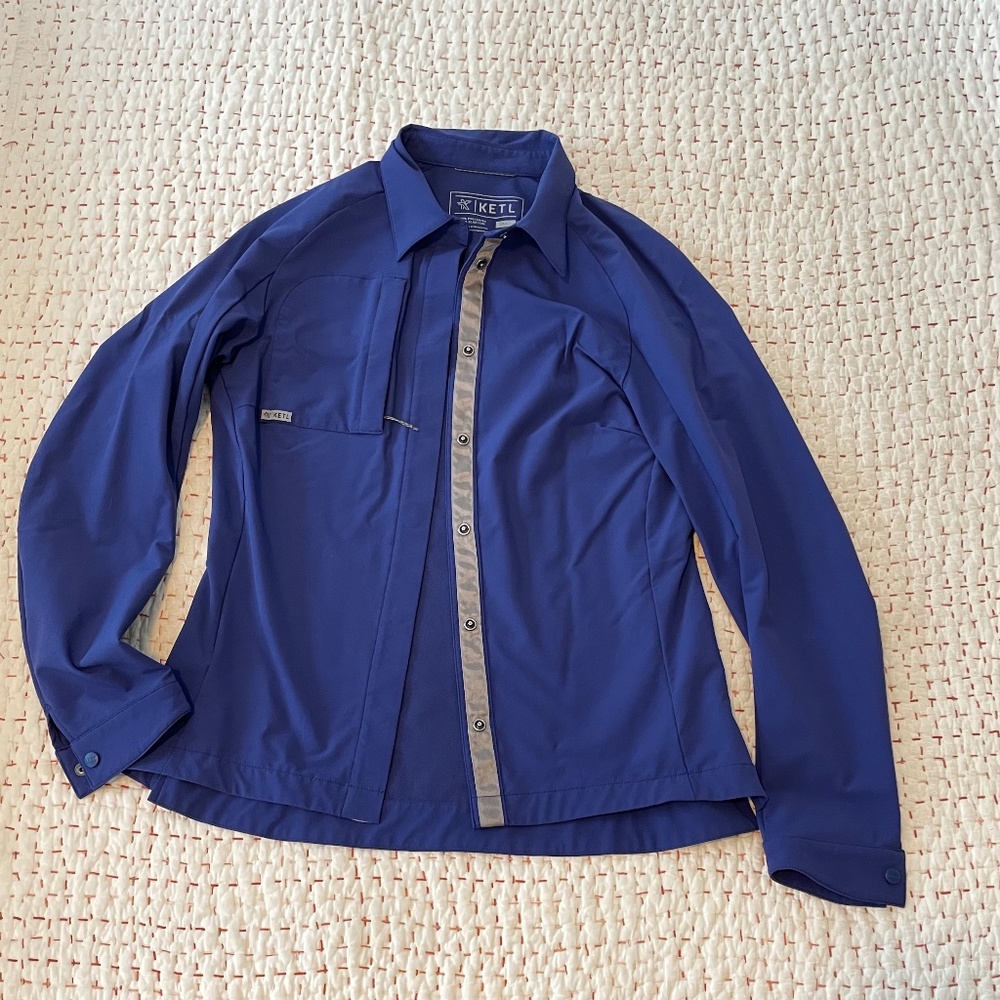 Women's Ketl mountain biking shirt